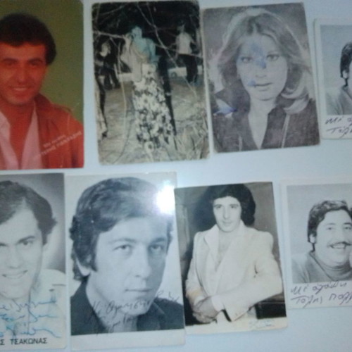 Photographs with autographs of actors and singers used, pack of 8
