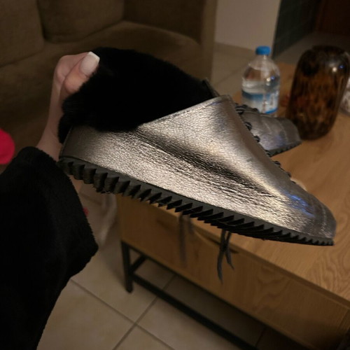 Women's shoes used, stylish with unique design, size 38