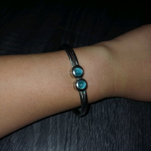 Women's silver bracelet like new with blue beads