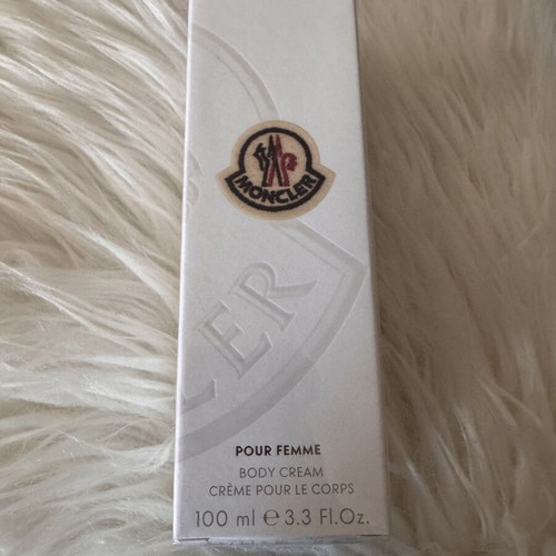 Moncler Pour Femme body cream 100ml