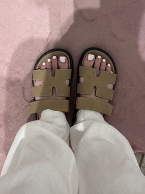 Slippers used, size 36, beige