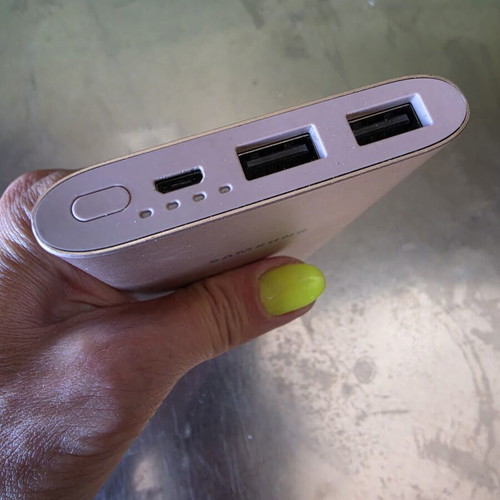 Samsung power bank 10,000 mAh used