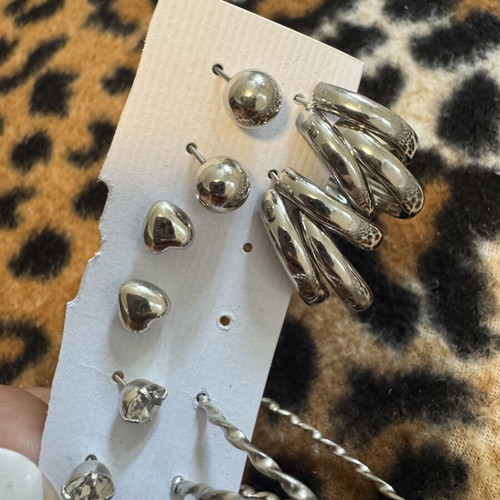 Earrings set silver like new