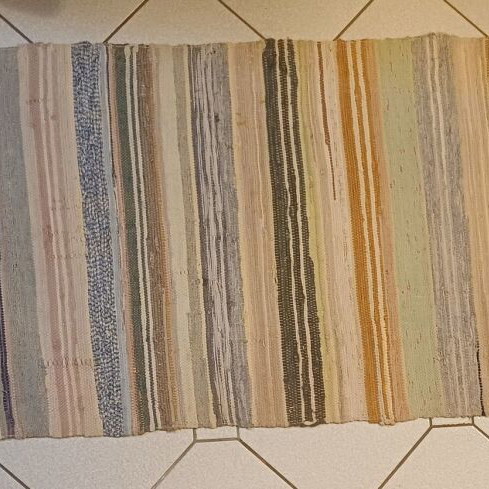 Traditional handmade woven rag rug like new 270x72cm