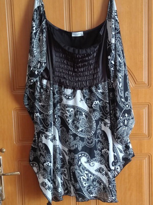 Fintanelli asymmetrical black and white tunic like new, size 58 to 4XL