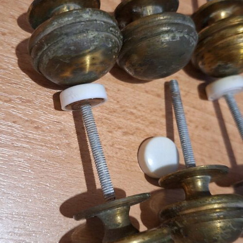 Brass knobs used, set of 6 pieces