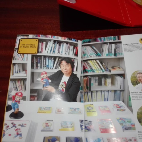 Super Mario History 1985-2010 CD like new with booklet