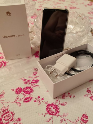 Huawei P Smart 2019 smartphone, Aurora Blue