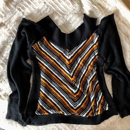 Winter top used, size M, black and orange