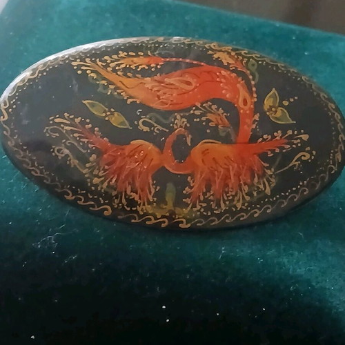 Handmade Russian brooch painted with signature on lacquer like new