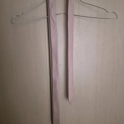 Teen tie thin chic like new, pink gray double face