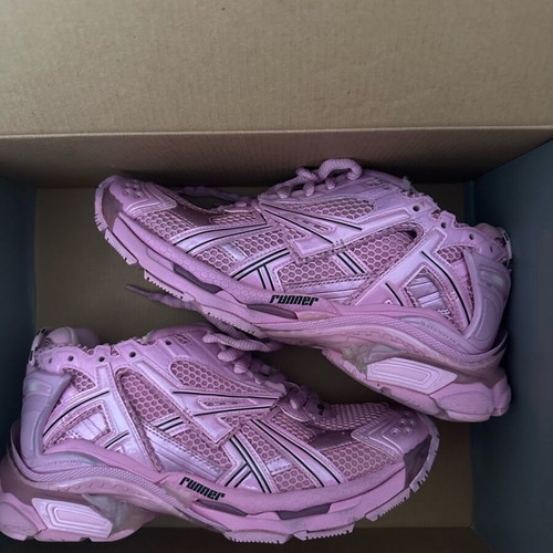 Balenciaga Runner size 39 like new