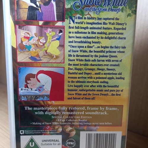 Snow White and the Seven Dwarfs VHS like new, no subtitles