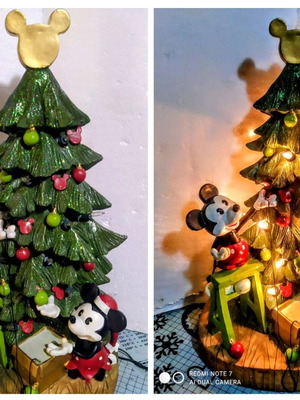 Vintage Mickey Minnie Christmas Tree with 20 Lights Disney Store like new