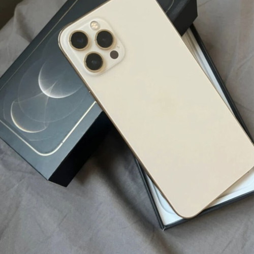 IPhone 12 Pro Max 256 GB Gold like new, with charging cable and box