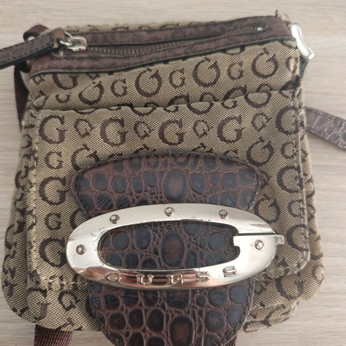 Guess crossbody bag used, brown with multiple pockets