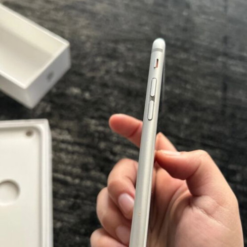 iPhone refurbished