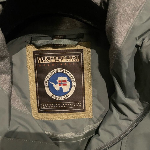 Napapijri jacket grey like new, lightweight, windproof, waterproof, size M