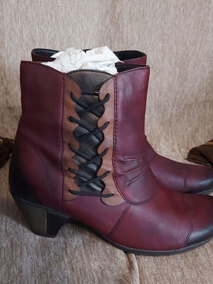 Remonte leather women's ankle boots size 39 like new