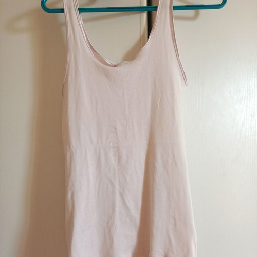 White sleeveless tank top, size S