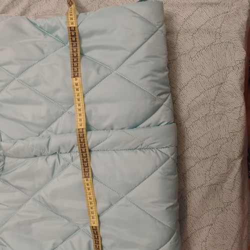 Sleeveless jacket like new, perfect color, worn few times
