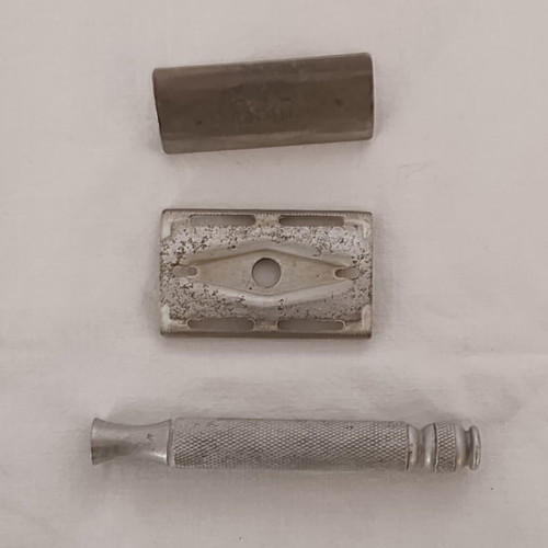 Gillette Tech vintage safety razor used from the 1950s