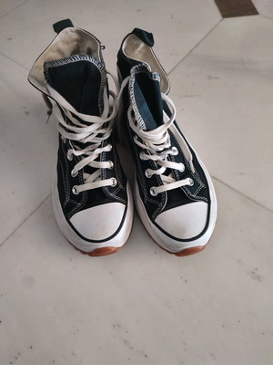 Παπούτσια Converse αθλητικά σαν καινούργια, μέγεθος 38, μαύρο και άσπρο