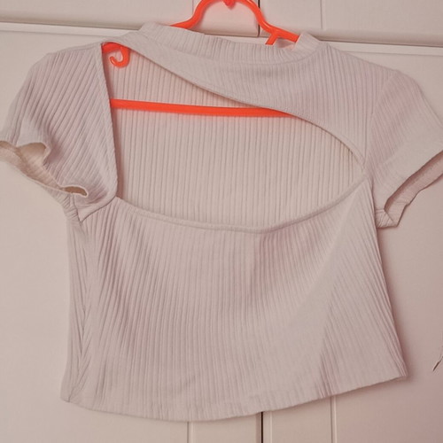 Acme White Short-Sleeve Crop Top like new, size S