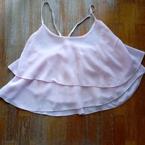 Women's airy top like new