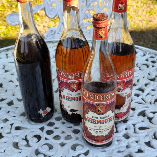 KoniorDos Vintage Vermouth Tipo Torino sealed bottle