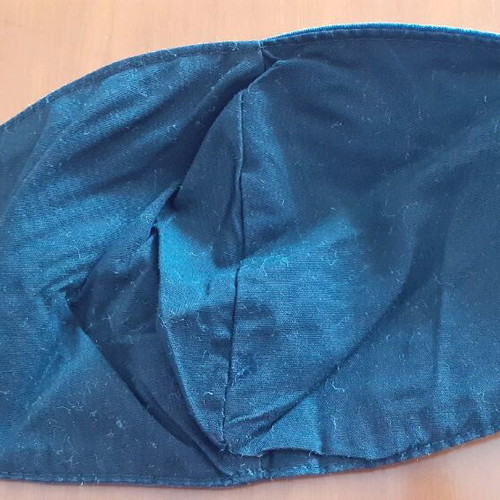 OAKA mask like new