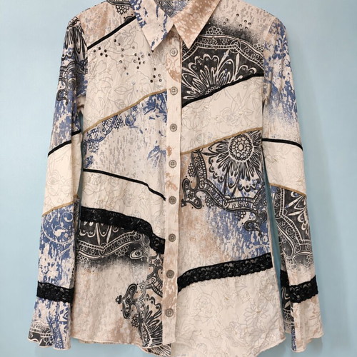 Women's shirt with patchwork design and lace like new, boho style