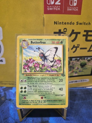 Pokemon Butterfree Card 33/64 Jungle set 1999 used