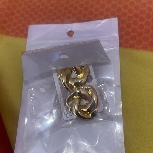 Earrings like new, set