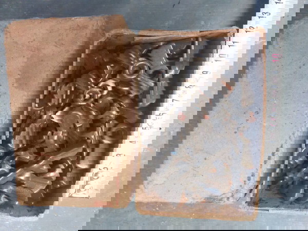 69 παλια μανταλα σε κουτι