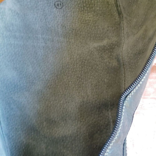 Women's black AICE leather boots like new, size 41