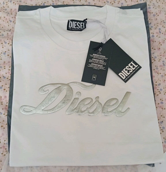 DIESEL Cotton T Shirt with Silver Logo.No L.DIESEL TShirt με ασημένιο Logo.Νο L
