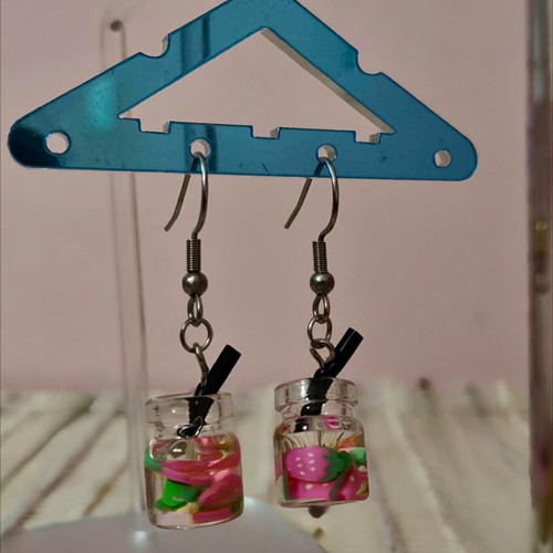 Handmade earrings set with strawberries new, steel frame
