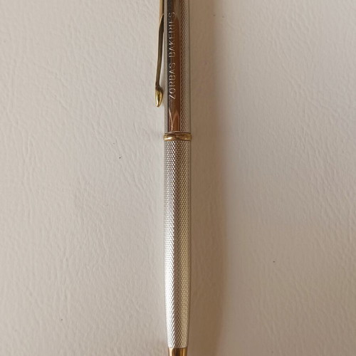 Parker ballpoint pen with ciselé embossed design