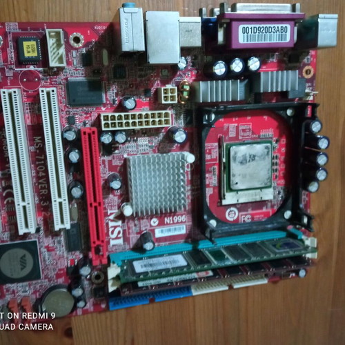 Motherboard used with CPU, cooler and 768MB RAM