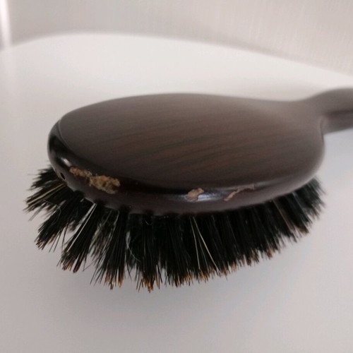 Foxy Professional hairbrush used with minor wood damage