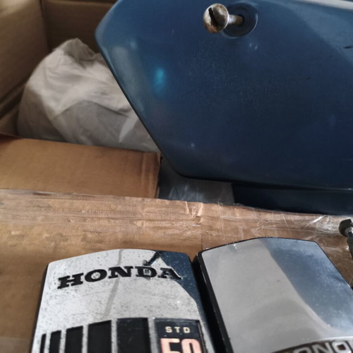 Honda GLX Genuine Mask Emblems used