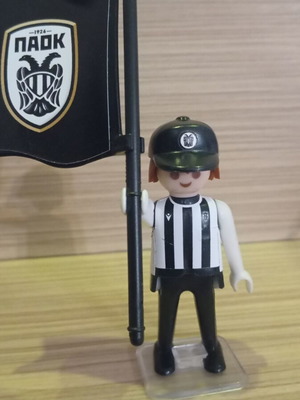 Playmobil PAOK fan figure like new with team flag