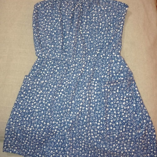Short jumpsuit blue with tiny flowers new, size S
