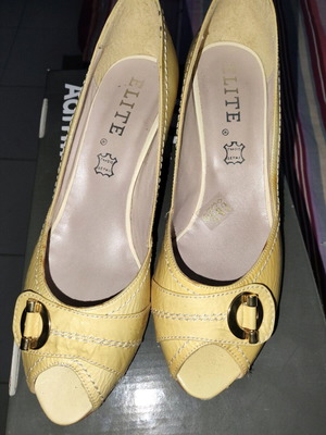 Elite genuine leather shoes size 41 like new, beige yellow