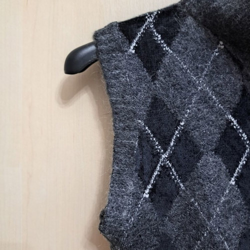 Wool sweater gray with black diamond pattern and silver embroidery, new