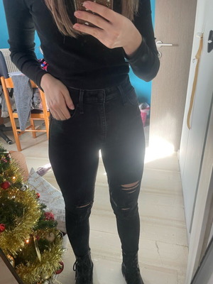 Abercrombie & Fitch black jeans like new, size 25