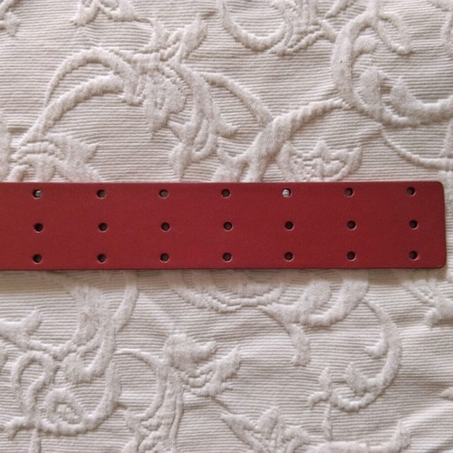 Hugo Boss women's leather belt new, triple buckle, size 90, red