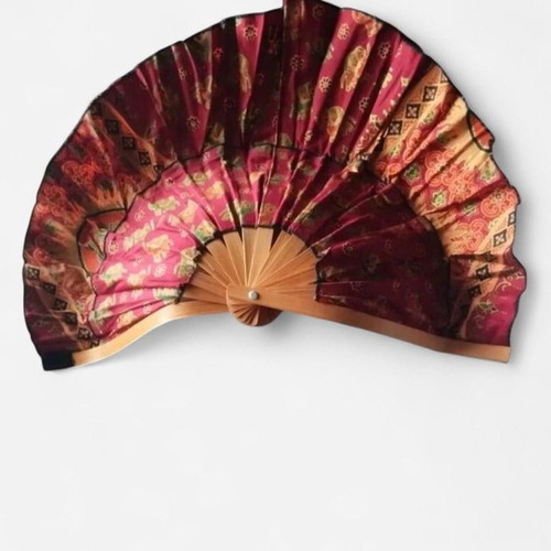 Vintage red fan hat