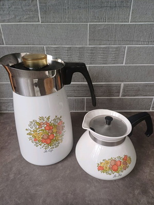 CorningWare USA ceramic vintage coffee pot like new